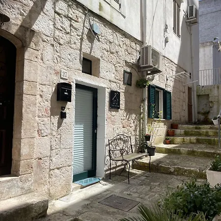 Casa Dastella אוסטוני